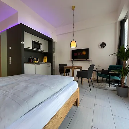 Wohnen Auf Zeit - The East By Rabe, Gym, Parkplatz, Smart-tv, Netflix Apartment