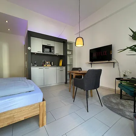 Wohnen Auf Zeit - The East By Rabe, Gym, Parkplatz, Smart-tv, Netflix Apartment Karlsruhe